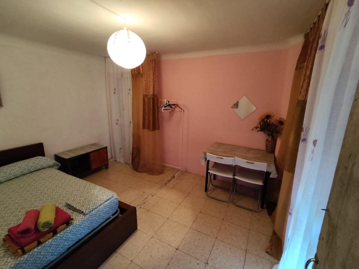 Habitaciones Cerca Del Mar Reus Phòng bức ảnh